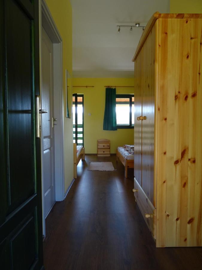 Kisrejtek Apartmanhaz Lispeszentadorján Dış mekan fotoğraf